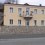 Rent 4 bedroom apartment of 100 m² in Grad Rijeka