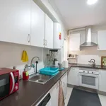 Rent a room of 70 m² in valencia