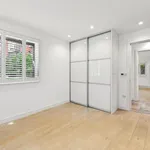 Rent 3 bedroom house in London