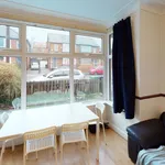 Rent 1 bedroom student apartment in Leeds