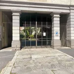 Rent 1 bedroom apartment of 32 m² in Milano