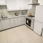 Rent 3 bedroom flat in Yorkshire And The Humber