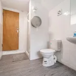 Rent 5 bedroom flat in West Midlands