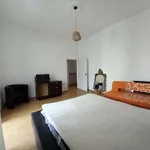 Rent 3 bedroom apartment of 220 m² in lisbon