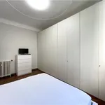 Affitto 2 camera appartamento di 65 m² in Milano