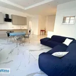 Rent 3 bedroom apartment of 92 m² in Genoa