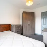 Rent 5 bedroom flat in Birmingham