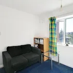 Rent 3 bedroom flat in London