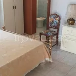 Rent 4 bedroom house of 120 m² in Trani