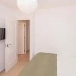 Rent a room of 89 m² in Valencia