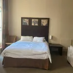 Rent 1 bedroom apartment of 63 m² in Johannesburg