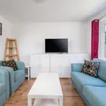 Stanier Close, Crawley - Amsterdam Apartments for Rent