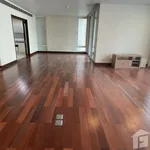 Rent 4 bedroom apartment of 265 m² in Bangkok