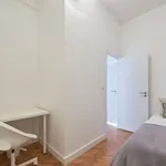 Rent a room in lisbon