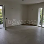 Rent 3 bedroom apartment of 100 m² in Sarmato