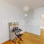 Rent 3 bedroom apartment of 85 m² in Milano