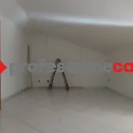 Affitto 2 camera appartamento di 70 m² in San Nicola La Strada