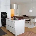 Miete 4 Schlafzimmer wohnung von 145 m² in Berlin