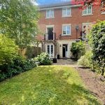 Rent 5 bedroom house in South East England