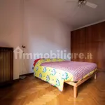 Rent 2 bedroom apartment of 75 m² in Milan