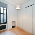 Rent 1 bedroom flat of 38 m² in London