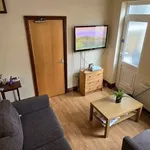 Rent 5 bedroom house in East Midlands