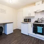 Rent 5 bedroom apartment of 67 m² in Coventry