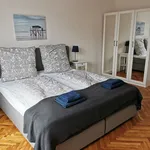 Miete 3 Schlafzimmer wohnung von 67 m² in Hamburg