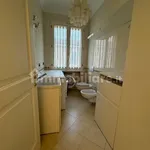 Rent 5 bedroom apartment of 160 m² in Modena