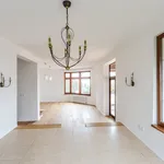 Rent 6 bedroom house of 305 m² in Prague