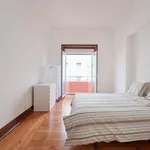 Rent 9 bedroom apartment in Lisbon