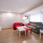 Rent a room of 124 m² in valencia