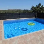 Rent 4 bedroom house of 200 m² in Alicante']