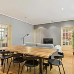 Rent a room of 317 m² in Madrid