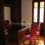 Rent 5 bedroom apartment of 250 m² in Bologna