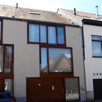 Rent 3 bedroom house in Wezembeek-Oppem