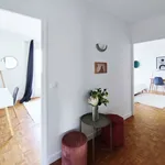 Appartement de 1 m² avec 1 chambre(s) en location à Paris