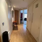 Rent 2 bedroom flat in Wales