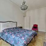 Appartement de 1100 m² avec 3 chambre(s) en location à Paris