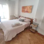 Alquilo 2 dormitorio casa de 90 m² en Madrid