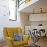 Rent 3 bedroom apartment of 60 m² in Milan