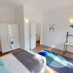 Louez une chambre de 137 m² à Lille