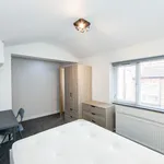 Rent 8 bedroom house in Leeds