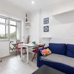 Rent 1 bedroom apartment of 37 m² in lisbon