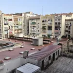 Rent a room of 160 m² in barcelona