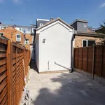 Rent 6 bedroom flat in West Midlands