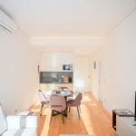 Rent 3 bedroom apartment of 50 m² in Porto