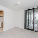 Rent 1 bedroom apartment in Greenway