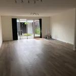 Huur 4 slaapkamer huis van 130 m² in Hoogeloon