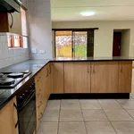 Rent 3 bedroom house of 19 m² in Randburg